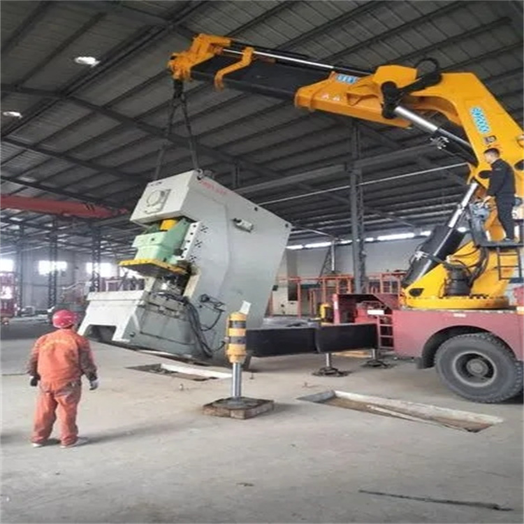 舞钢80吨折臂吊车出租附近电话